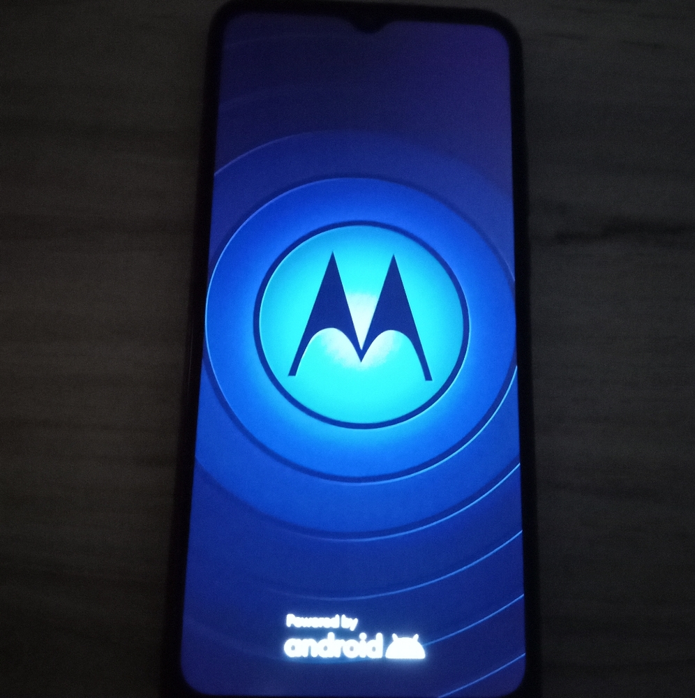 At&T Moto G Play Cell phone